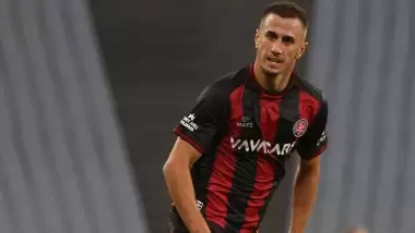 Pesic gollerine devam ediyor