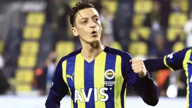 Mesut Özil'den dikkat çeken paylaşım! Vitor Pereira ayrılınca Burak Kapacak...