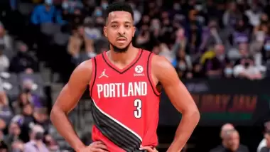 CJ McCollum geri dönüyor