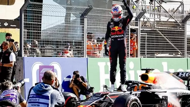 F1'de son şampiyon Verstappen, baskı hissetiği iki yarışı açıkladı