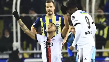 Beşiktaş yönetiminden jest! Josef de Souza...