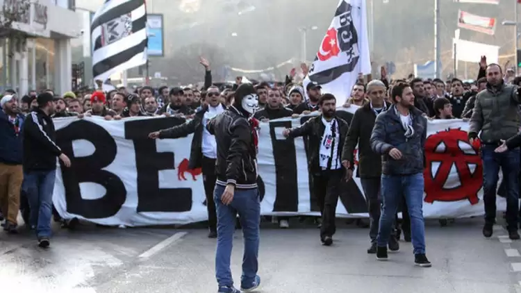 Beşiktaş taraftarı Rasim Ozan Kütahyalı'ya yürüyor