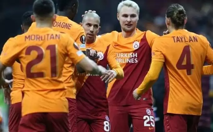 Galatasaray'ın Antalyaspor maçı 11'i