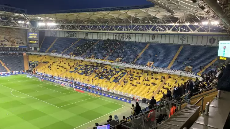 Fenerbahçe-Yeni Malatyaspor maçı öncesi Kadıköy'de Ali Koç'a protesto