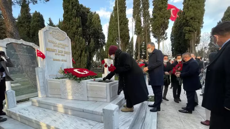 Milli Şair Mehmet Akif Ersoy vefatının 85’inci yılında kabri başında anıldı