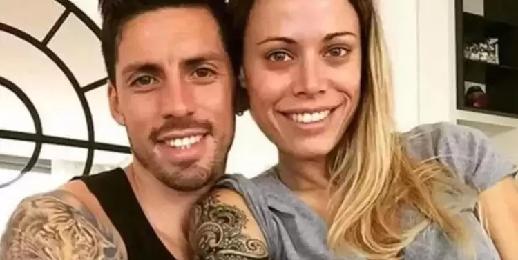 Fenerbahçeli Jose Sosa Eşi Carolina'dan Ayrıldı 