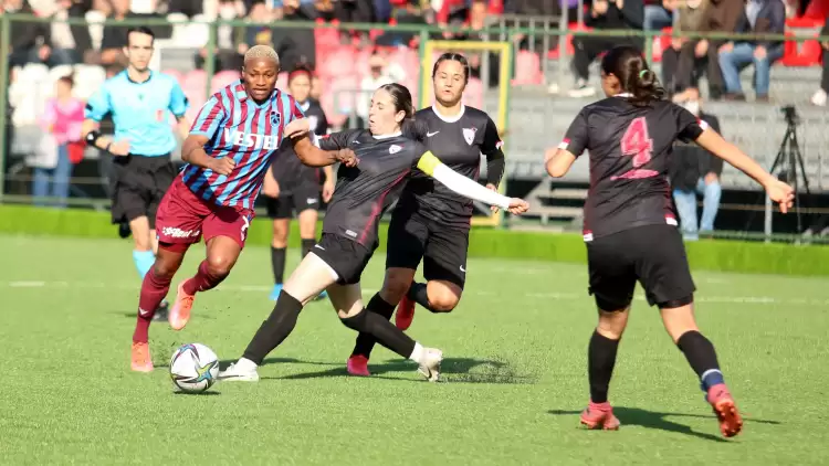 Turkcell Kadın Futbol Süper Ligi: YABPA: 1 - Trabzonspor: 5