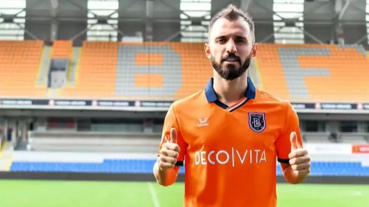 Emre Çolak resmen Medipol Başakşehir'e transfer oldu