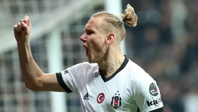 Beşiktaşlı Vida başladığı takıma mı gidiyor?