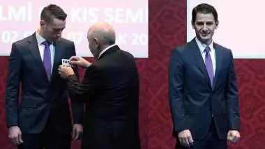 2022 FIFA hakem listesi güncellendi! Zorbay Küçük ve Halil umut Meler...