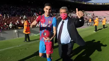 Barcelona'nın imza töreni yaptığı Ferran Torres'in Kovid-19 testi pozitif çıktı