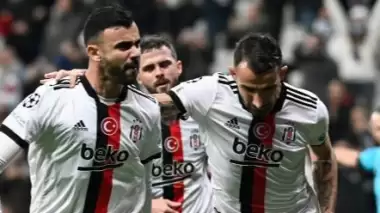 Beşiktaş'ta Ghezzal ve Mehmet Topal İstanbul'a dönüyor