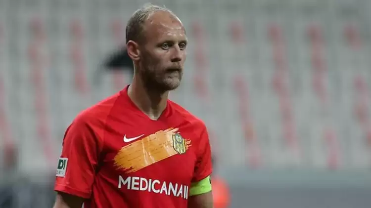 Rizespor, Yeni Malatyaspor stoperi Semih Kaya'ya transfer teklifi yaptı.