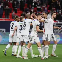 Kaptan yine iş başında! Peş peşe ikinci gol