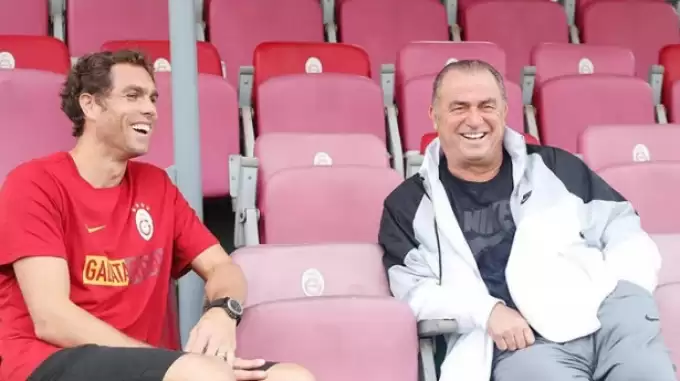 Fatih Terim'den hamle: Elmander ve Riera...