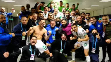 Pelupessy, "Birlikte olunca bu tip zor maçları kazanıyoruz"