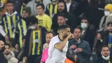 Adana Demirspor'la ilk golünü Fenerbahçe'ye atan Belhanda, taraftarı çılgına çevirdi!