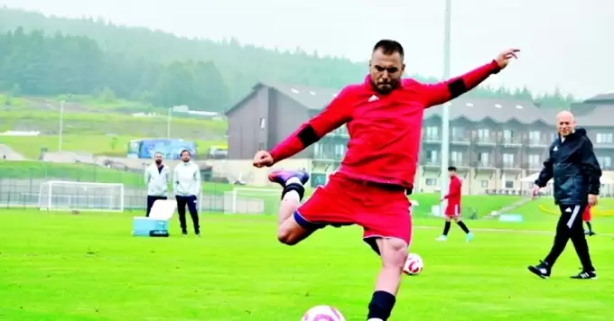 Özgür Can Özcan, Tarsus'ta