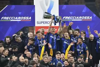 Inter, İtalya Süper Kupası'nı 120+1'de kazandı! Hakan Çalhanoğlu...