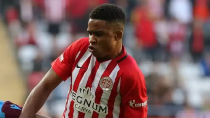 Paul Mukairu'nun Fenerbahçe maçında oynamama nedeni belli oldu! Transfer...