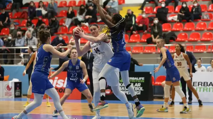 Antalya 07 Basketbol, Bursa B.B'de Merve Arı'yı durduramadı: 69-77