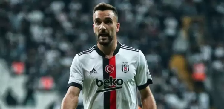 Beşiktaş, Kenan Karaman'ın menajerinden kulüp bulmasını isteyecek