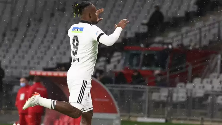 Michy Batshuayi Seriye Bağladı! İlk Kez Üst Üste...