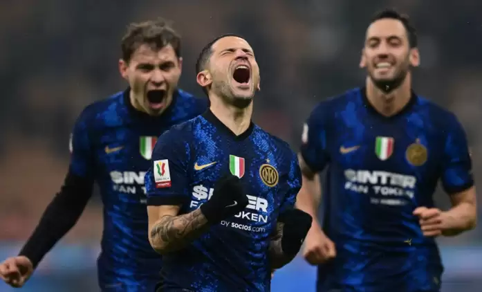 Hakan Çalhanoğlu'nun takımı Inter'den kupada müthiş geri dönüş! 
