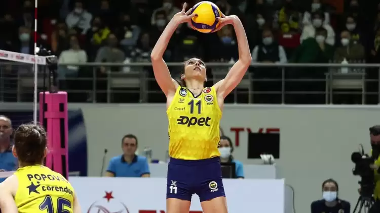 Vakıfbank, Fenerbahçe'yi yenerek liderliğe oturdu