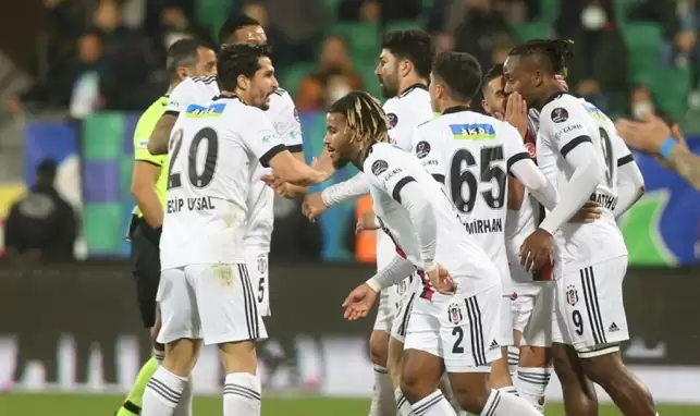 Lige verilen arada Beşiktaş'ta flaş operasyon!