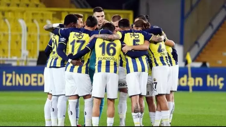 Fenerbahçe'nin Antalya kampında 12 eksik!