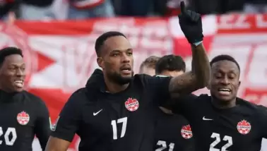 Beşiktaşlı Cyle Larin tarih yazdı...