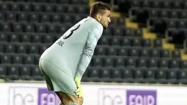 Trabzonspor maçı sonrası kaleci Ertuğrul Taşkıran'dan hakem isyanı