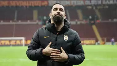  Arda Turan'dan yaylım ateş! "Sizin şifreli kanallardan izlediğiniz kupaların sahibi Arda'yım!"