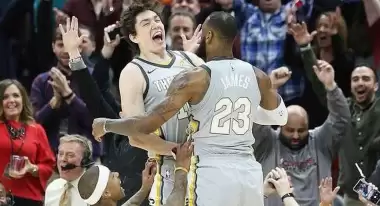 VİDEO - Kral yoksa Cedi var! LeBron James'tan sonra bir ilk...