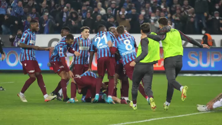 Trabzonspor Rekor Puanla Şampiyonluk Peşinde