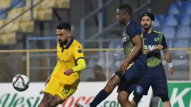 Lider Ankaragücü Menemen'de iki puan bıraktı!