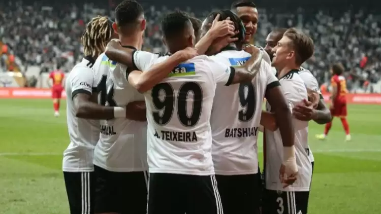 Beşiktaş'ın Altay Maçı Kamp Kadrosu Açıklandı! Batshuayi, Larin, Pjanic, Josef...