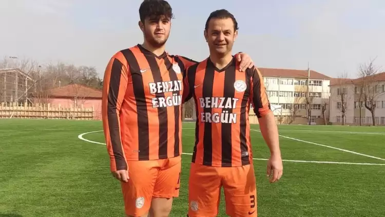 Abdullah Kaya Ve Oğlu Oğuzhan Kaya Aynı Takımda Futbol Oynuyor