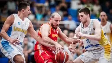 Savaş endişesi milli maçı erteletti!