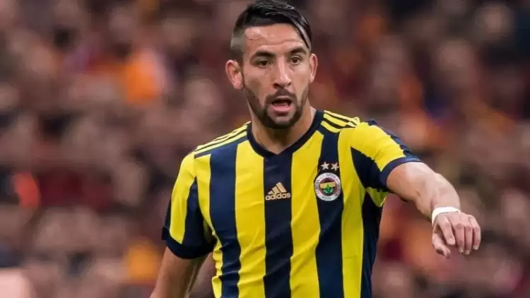 Fenerbahçe'nin eski futbolcusu Mauricio Isla gönlünü Thati Lira'ya kaptırdı