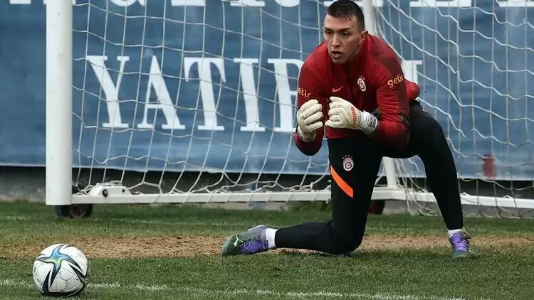 Galatasaray'a Fernando Muslera müjdesi!