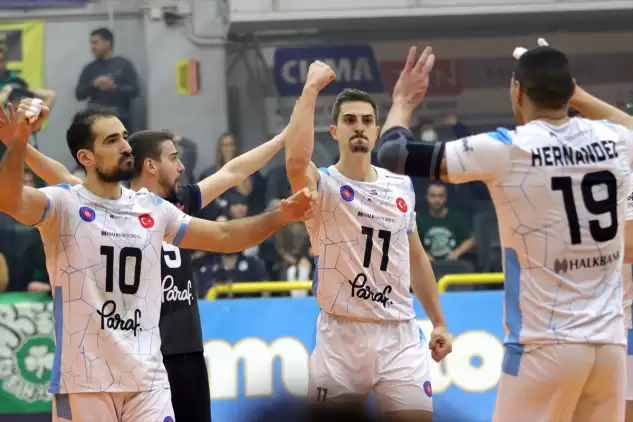 Erkekler CEV Challenge Kupası'nda Halkbank finale yükseldi