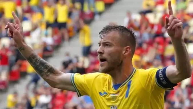 Rus futbolculara sert tepki: Sessiz pislikler!