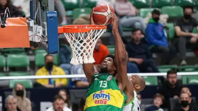 Bursa derbisinde gülen taraf Potanın Timsahları oldu