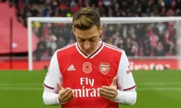 Arsenal'den çifte standart! Mesut Özil için özür dilemişlerdi...