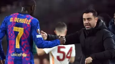 Galatasaray Xavi'yi çıldırttı! "Bu haliniz ne?"