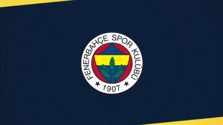 Fenerbahçe, Milli Boksör Buse Naz Çakıroğlu'nun Sözleşmesini 2024'e Kadar Uzattı