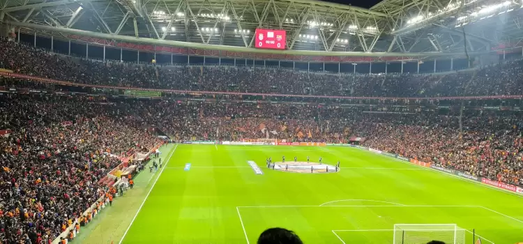 Galatasaray-Barcelona Maçında Desibel Rekoru Gelebilir!