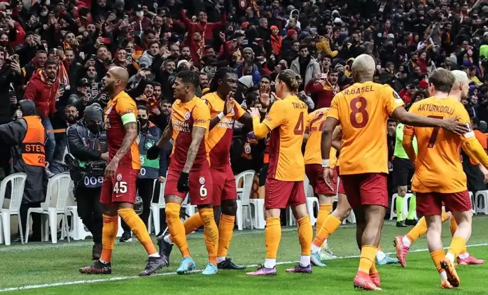 Galatasaray dev rakamla veda etti! İşte kasaya giren para